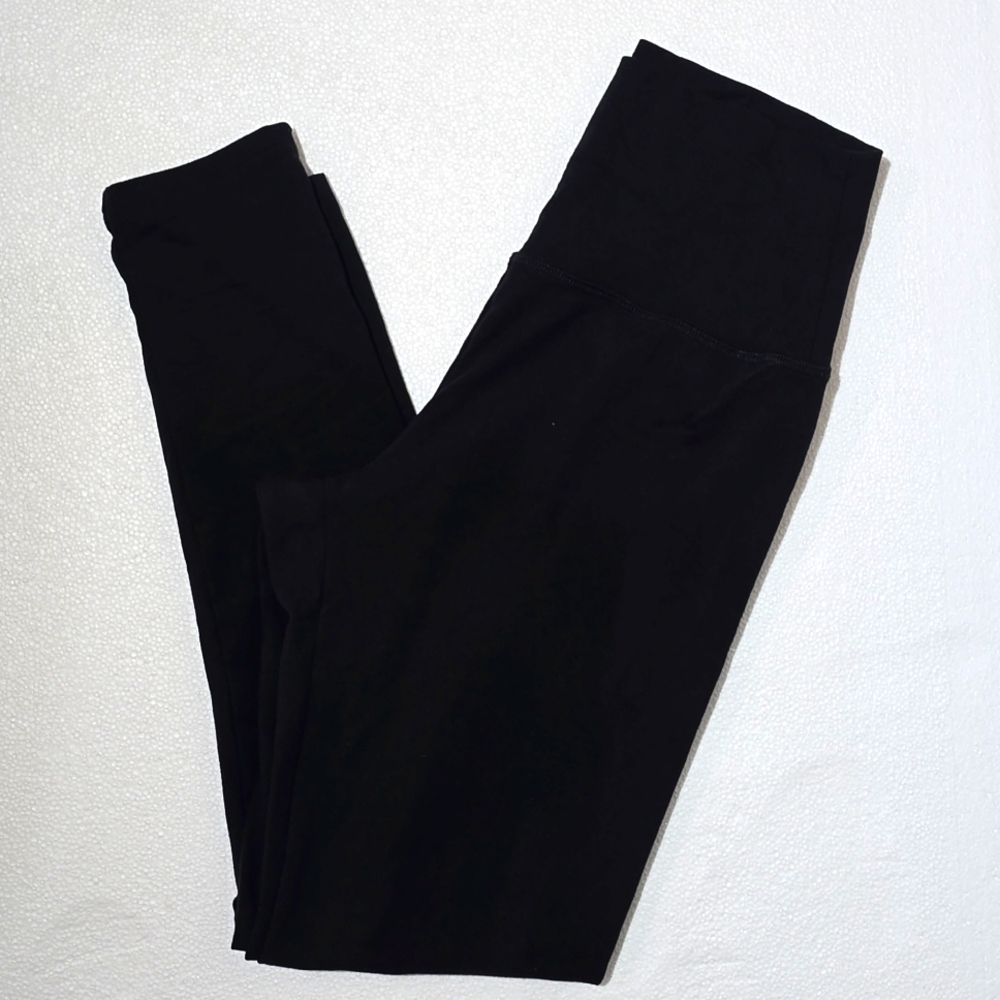Offline by Arie OG leggings size M-short. Never worn.